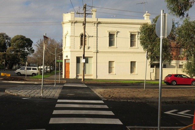 St Vincent St roundabout improvements 2