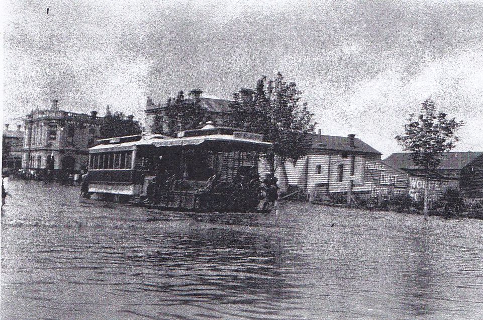 Floodgate Hotel 2